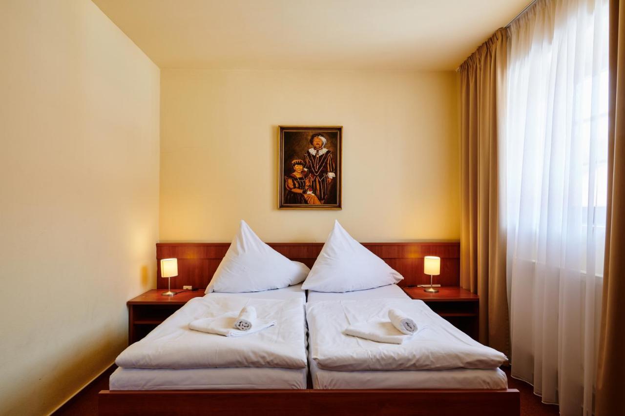 Hotel Zlata Hvezda Vimperk Ngoại thất bức ảnh